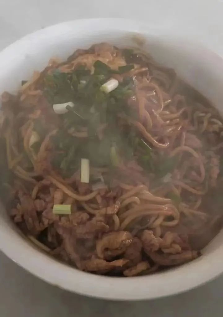 DƬ